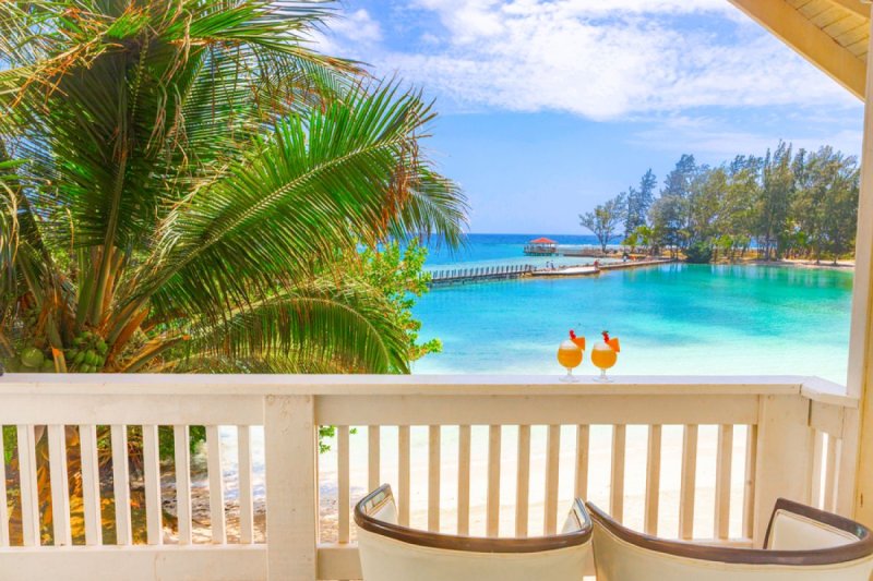 Fantasy Island Resort Roatán | Paraíso en el Caribe con Todo Incluido